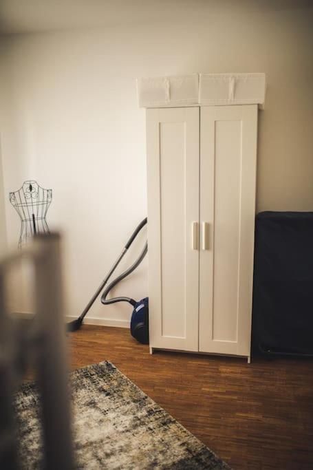 Wunderschoene Neue 3,5 Zimmerwohnung Naehe Kassel Bis 4 Erwachsene 3 Kinder Fuldatal Ngoại thất bức ảnh